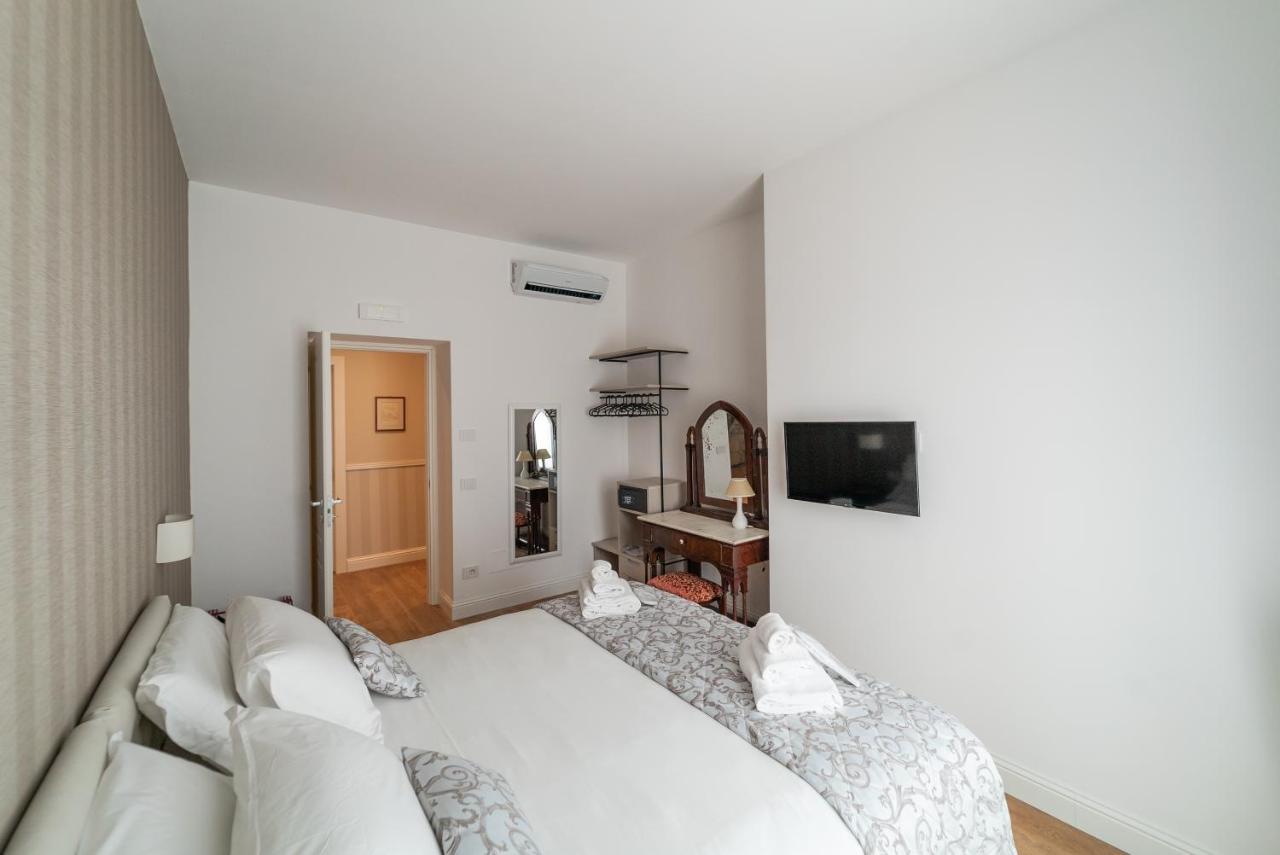 Nuances The Colosseum Apartment Roma Exterior foto